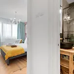 Apartamento 1bdr Perla 225 *